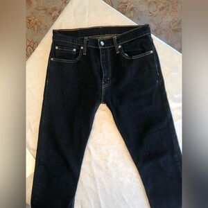 Levi's Men's 512 Size 32 34 Dark Wash  EUC